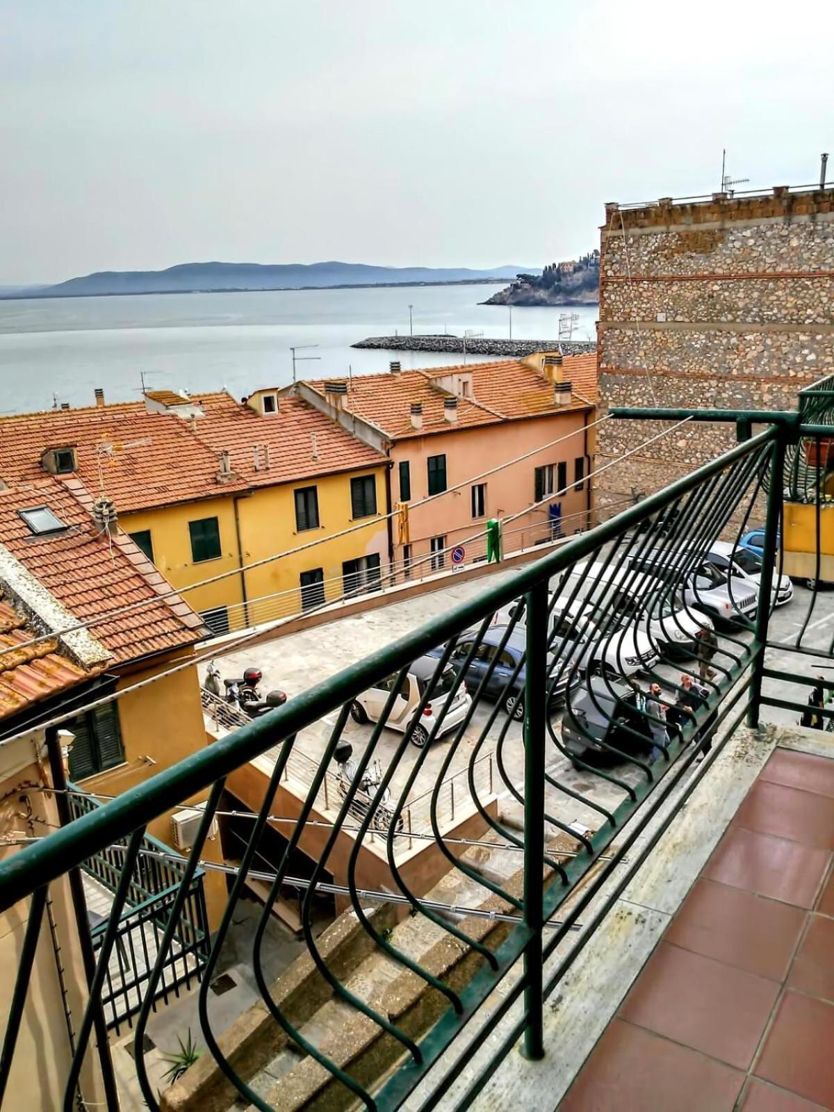 Apartment Bilocale In Centro Con Vista Mare Porto Santo Stefano (Grosseto)